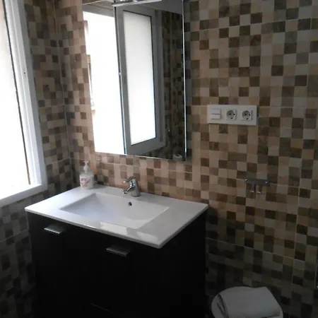 Centro Abad Apartment *